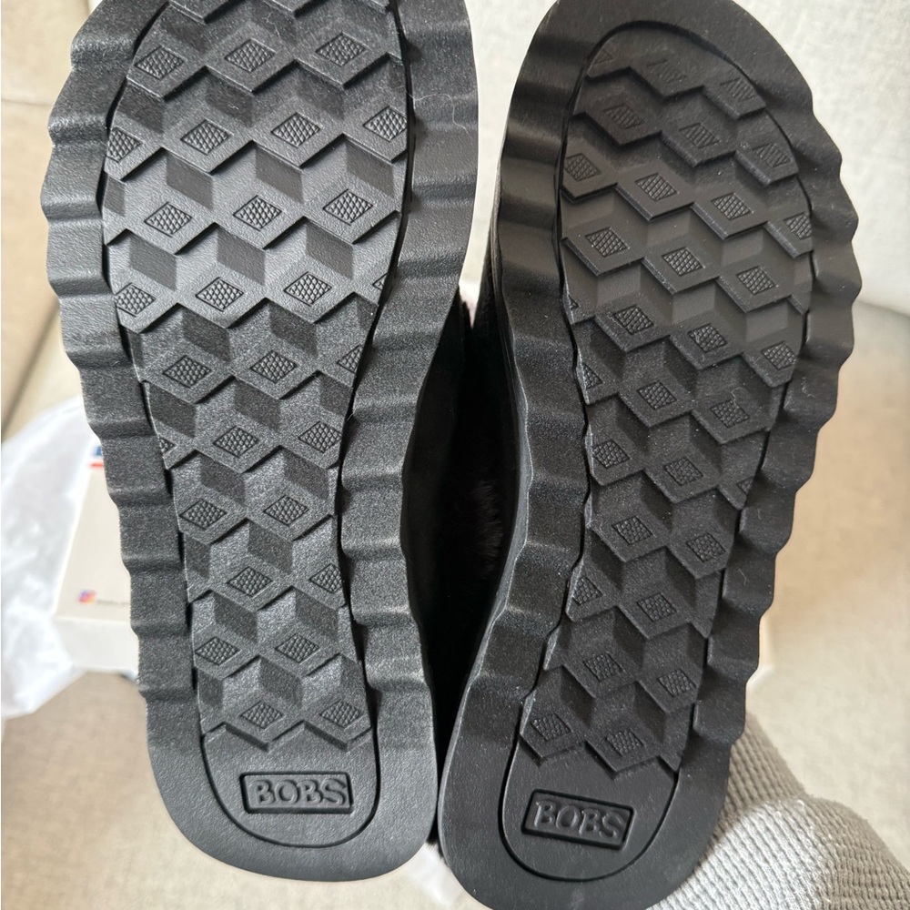Skechers BOBS Cozy Chill Vegan Faux Fur Lined Slippers, Sz 7 NWT/NIB - Picture 8 of 12
